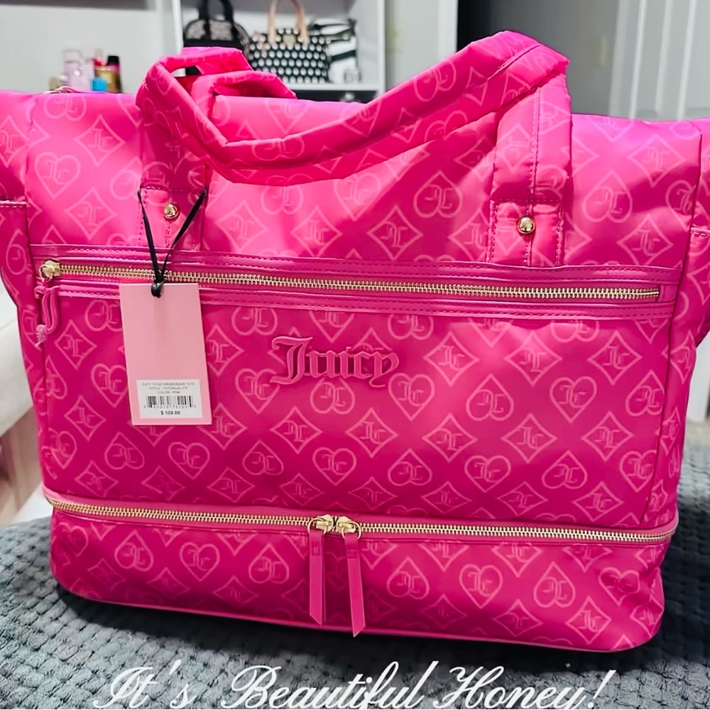 Juicy Couture Pink Logo Travel Bag - Picture 15 of 15